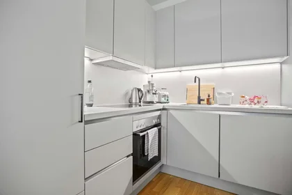 Logement entier à Zimmerstraße, 96, image 3 de 13