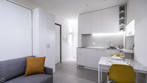 Quarto privado em Via del Sale, imagem 26 de 43