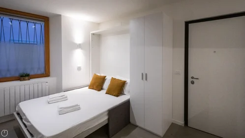 Quarto privado em Via del Sale, imagem 9 de 43