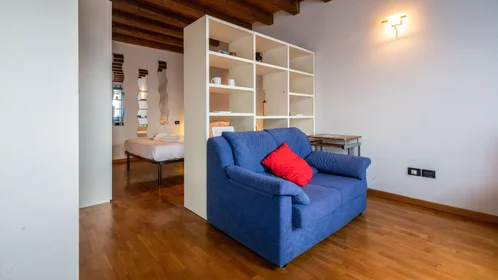 Stanza privata in Via Galileo Galilei, 41, immagine 3 di 32