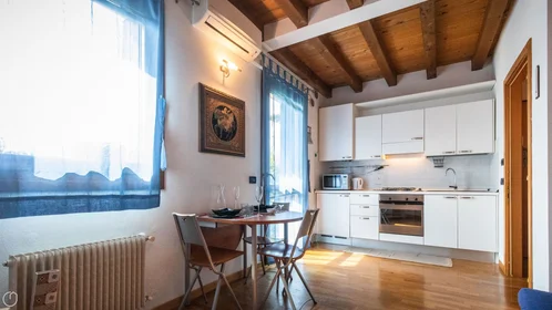 Stanza privata in Via Galileo Galilei, 41, immagine 22 di 32