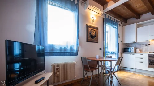 Stanza privata in Via Galileo Galilei, 41, immagine 31 di 32