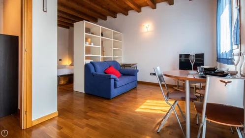 Stanza privata in Via Galileo Galilei, 41, immagine 5 di 32