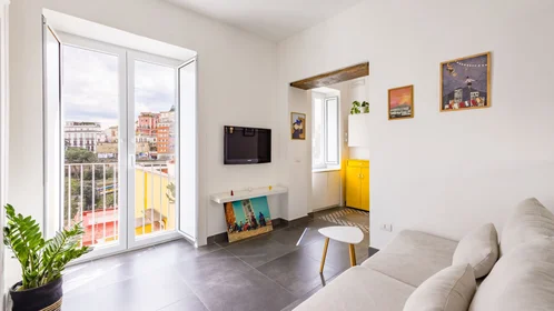 Logement entier à Corso Vittorio Emanuele, 544, image 1 de 49