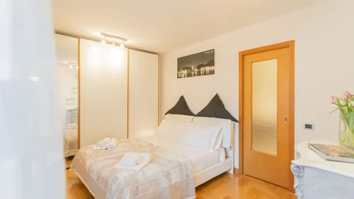 Private room at Via Alessandro Volta, image 11 of 35