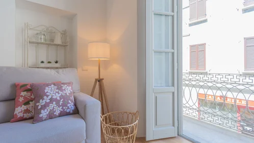 Quarto privado em Via Indipendenza, imagem 1 de 10