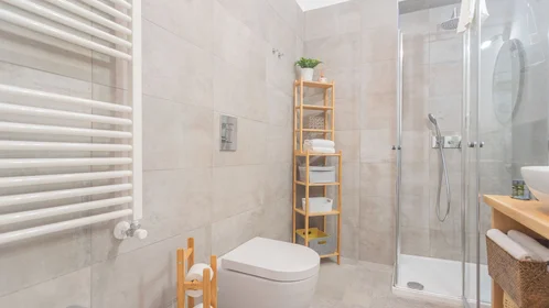 Habitación privada en Via Indipendenza, imagen 17 de 36