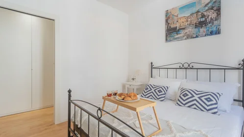 Habitación privada en Via Indipendenza, imagen 3 de 36