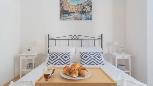Habitación privada en Via Indipendenza, imagen 5 de 36