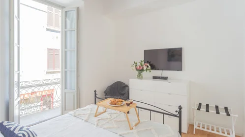 Habitación privada en Via Indipendenza, imagen 9 de 36