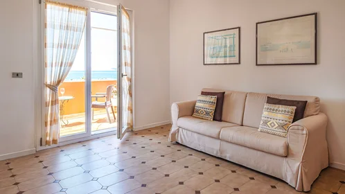 Chambre privée à Via Lido, image 1 de 10
