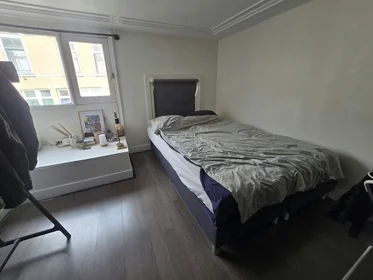 Gesamte Unterkunft in der Aegidiusstraat, Kralingen-Crooswijk, bild 1 von 10