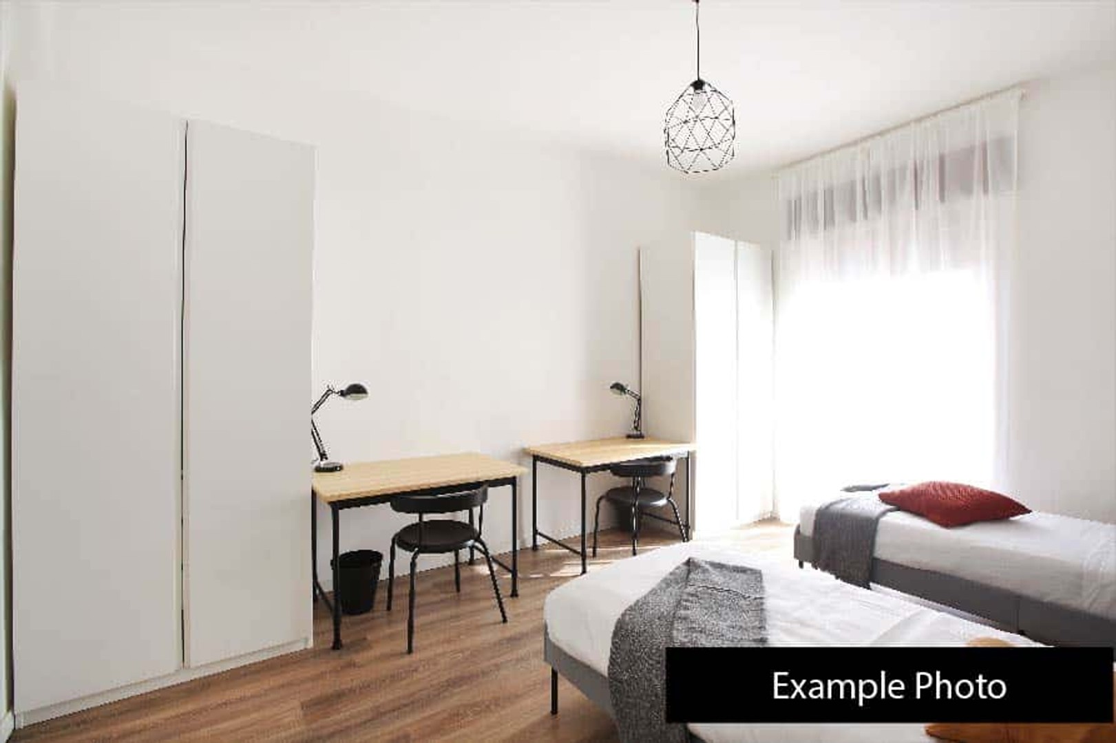 Habitación compartida en apartamento de 3 dormitorios modena