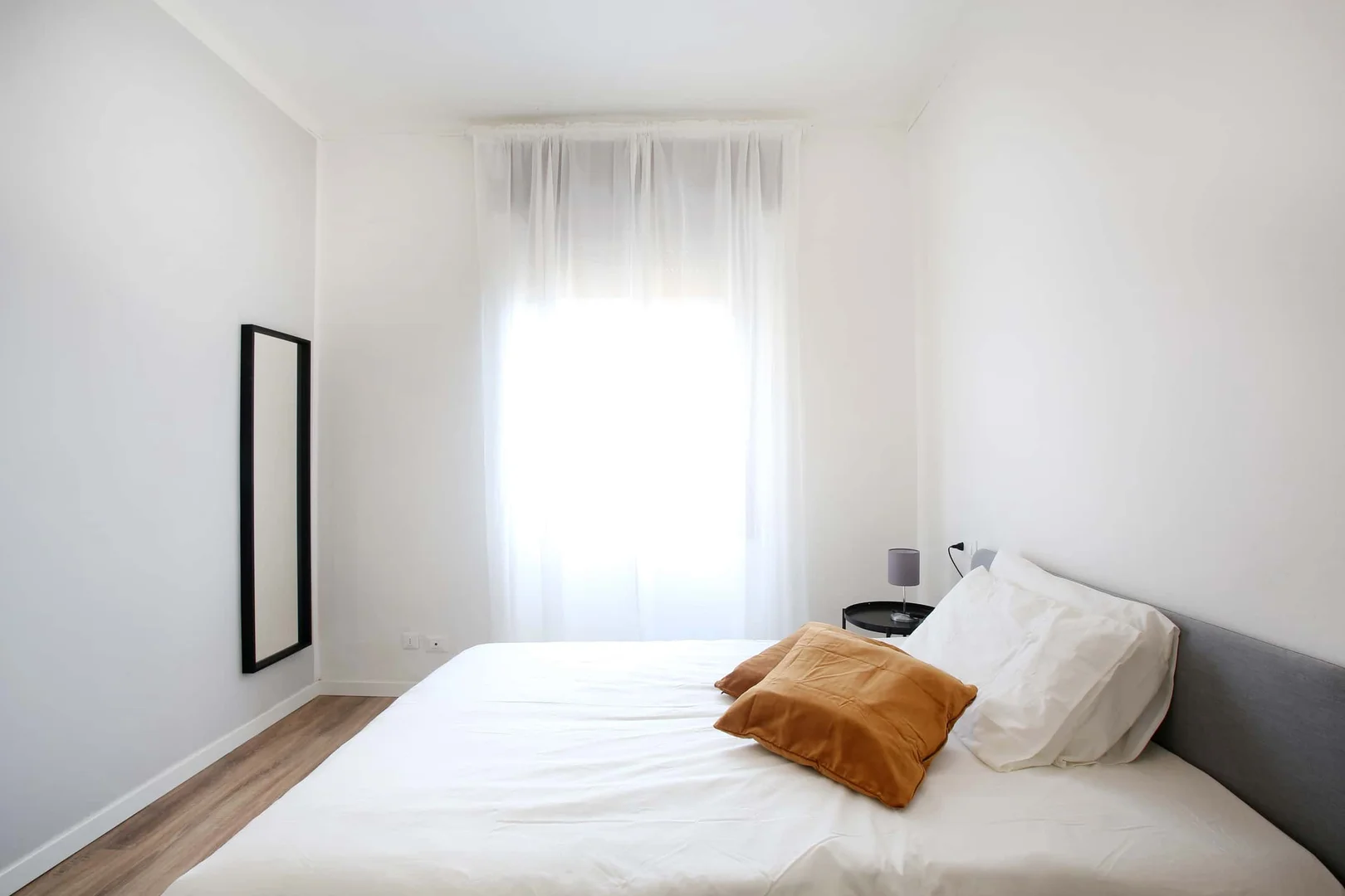 Bezahlbares Zimmer für Studenten mit ausreichender Beleuchtung in 