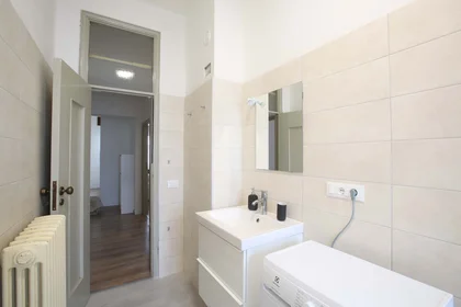 Privatzimmer in der Via Giuseppe Soli, 9, 41121 Modena MO, Italy, bild 19 von 21