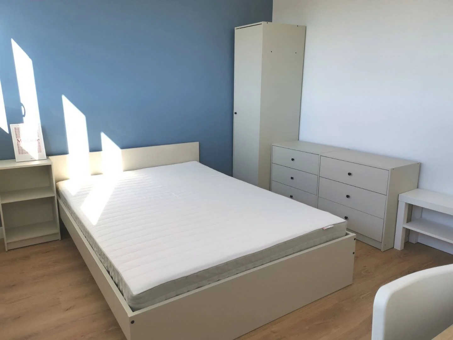 Quarto de estudante funcional perfeito para estudar em 