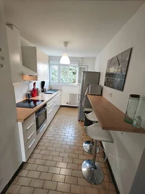 Habitación privada en Nantes, 44000, imagen 1 de 6
