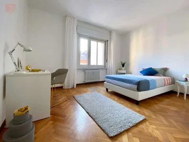 Chambre privée à Via della Prepositura, image 1 de 10