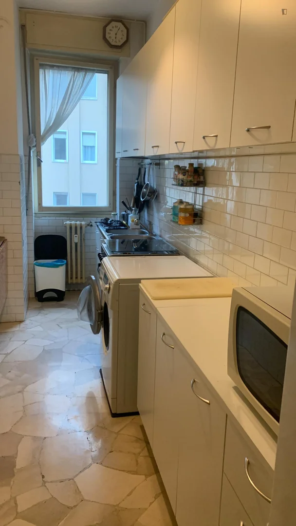 Budget-friendly student room close to campus in 