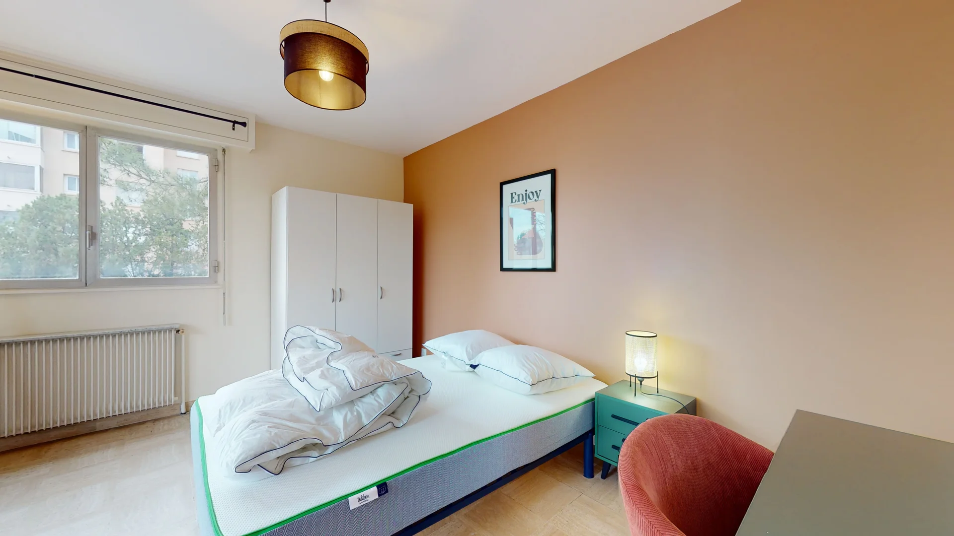 Chambre d'étudiant économique avec emplacement pratique dans 