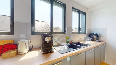 Chambre privée à 94 Rue de la Liberté, 92150, Suresnes, FR, image 17 de 17