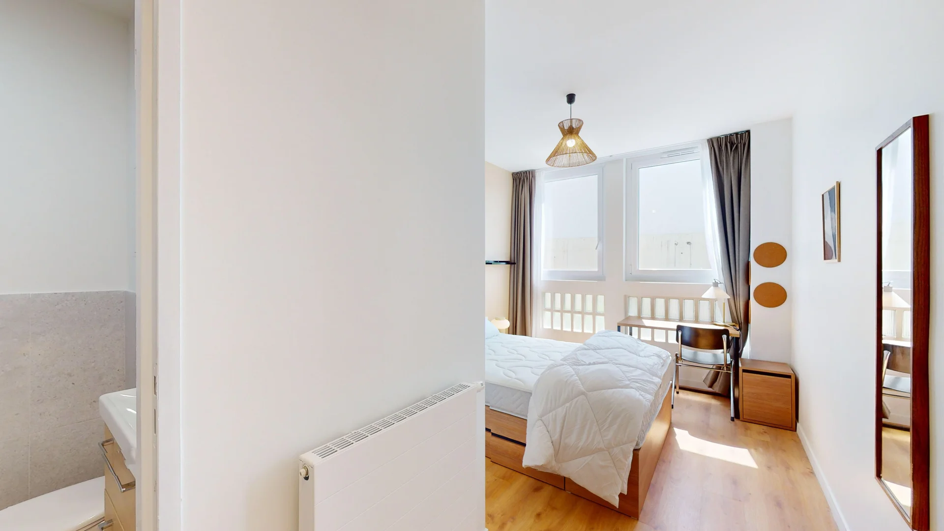 Cozy room for students available in 