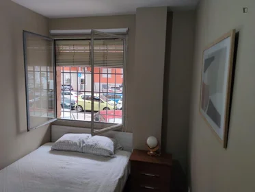 Privatzimmer in der Calle Francisco de Huerta y Vega, bild 3 von 18