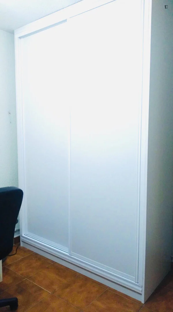 Quarto de estudante funcional perfeito para estudar em 