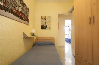 Habitación privada en Paseo de la Virgen del Puerto, imagen 1 de 15