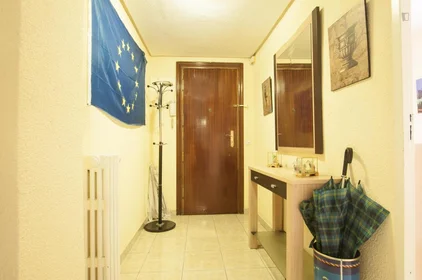 Habitación privada en Paseo de la Virgen del Puerto, imagen 14 de 15