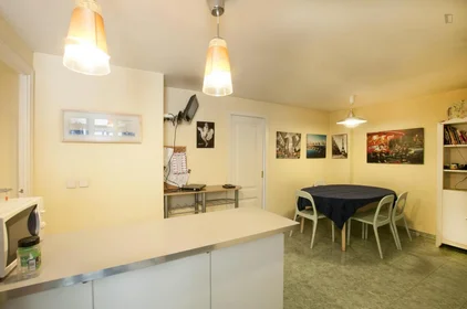 Habitación privada en Paseo de la Virgen del Puerto, imagen 6 de 15