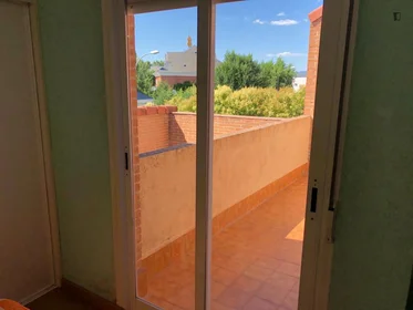 私人房间 在 calle Roncesvalles Villanueva de la Cañada, 49的图像6
