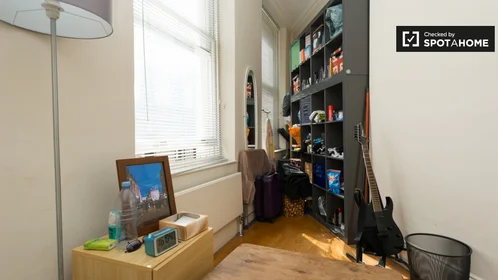 Habitación privada en Garrick Street, imagen 14 de 16