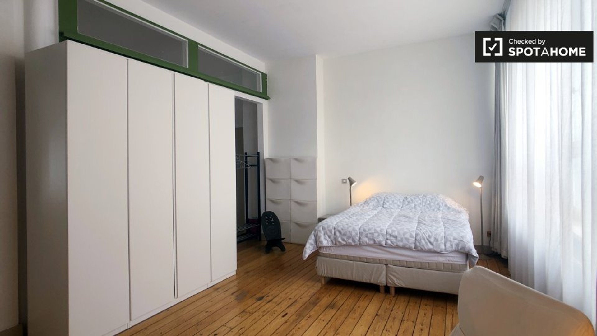 Alojamiento de 2 dormitorios en Bruxelles/bruselas