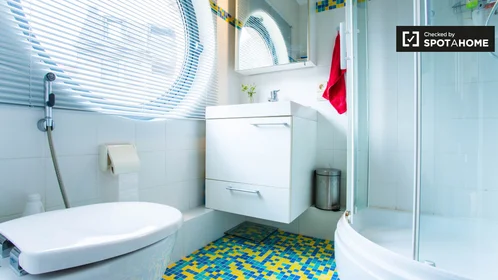 Private room at Louis Hapstraat, image 13 of 19