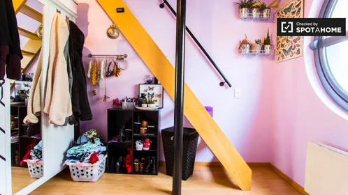 Private room at Louis Hapstraat, image 4 of 19