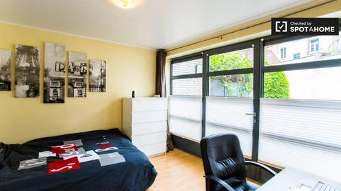 Private room at Louis Hapstraat, image 6 of 19