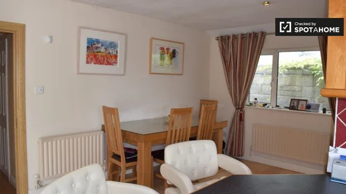 Quarto privado em Glasnevin Downs, Ballygall, Dublin 11, D11 A0C8, Ireland, imagem 10 de 19