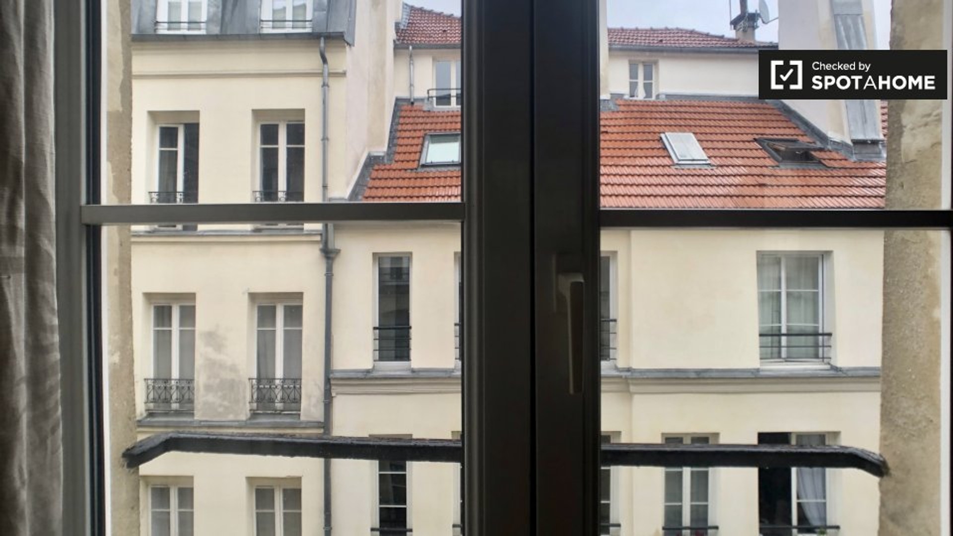 Paris içinde 3 yatak odalı konaklama