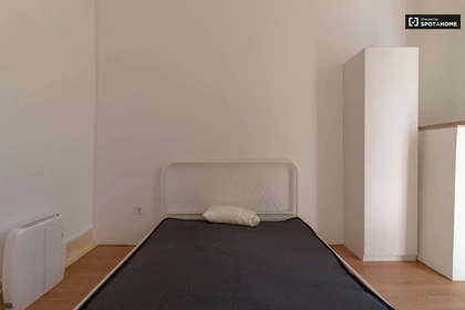 Zimmer mit Doppelbett zu vermieten Lisboa