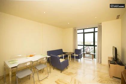 Apartamento inteiro em Calle de José Maria Pemán, imagem 1 de 19