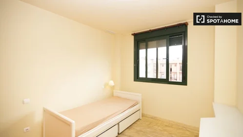Apartamento inteiro em Calle de José Maria Pemán, imagem 15 de 19