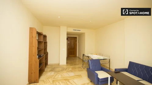 Apartamento inteiro em Calle de José Maria Pemán, imagem 5 de 19