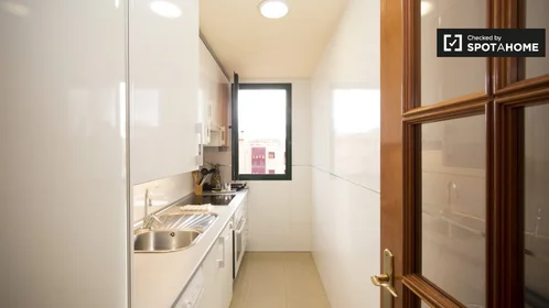 Apartamento inteiro em Calle de José Maria Pemán, imagem 7 de 19