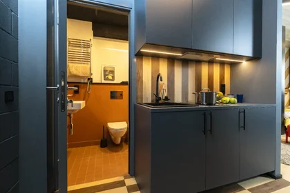 Habitación compartida en Slokas iela 51, Kurzemes rajons, Rīga, imagen 8 de 12