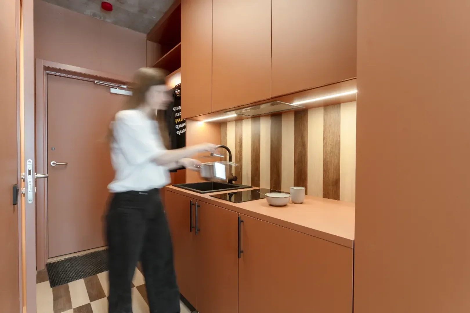 Fully equipped studio flat for students in 