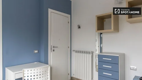 Quarto privado em Via Ponzio Cominio, imagem 5 de 19