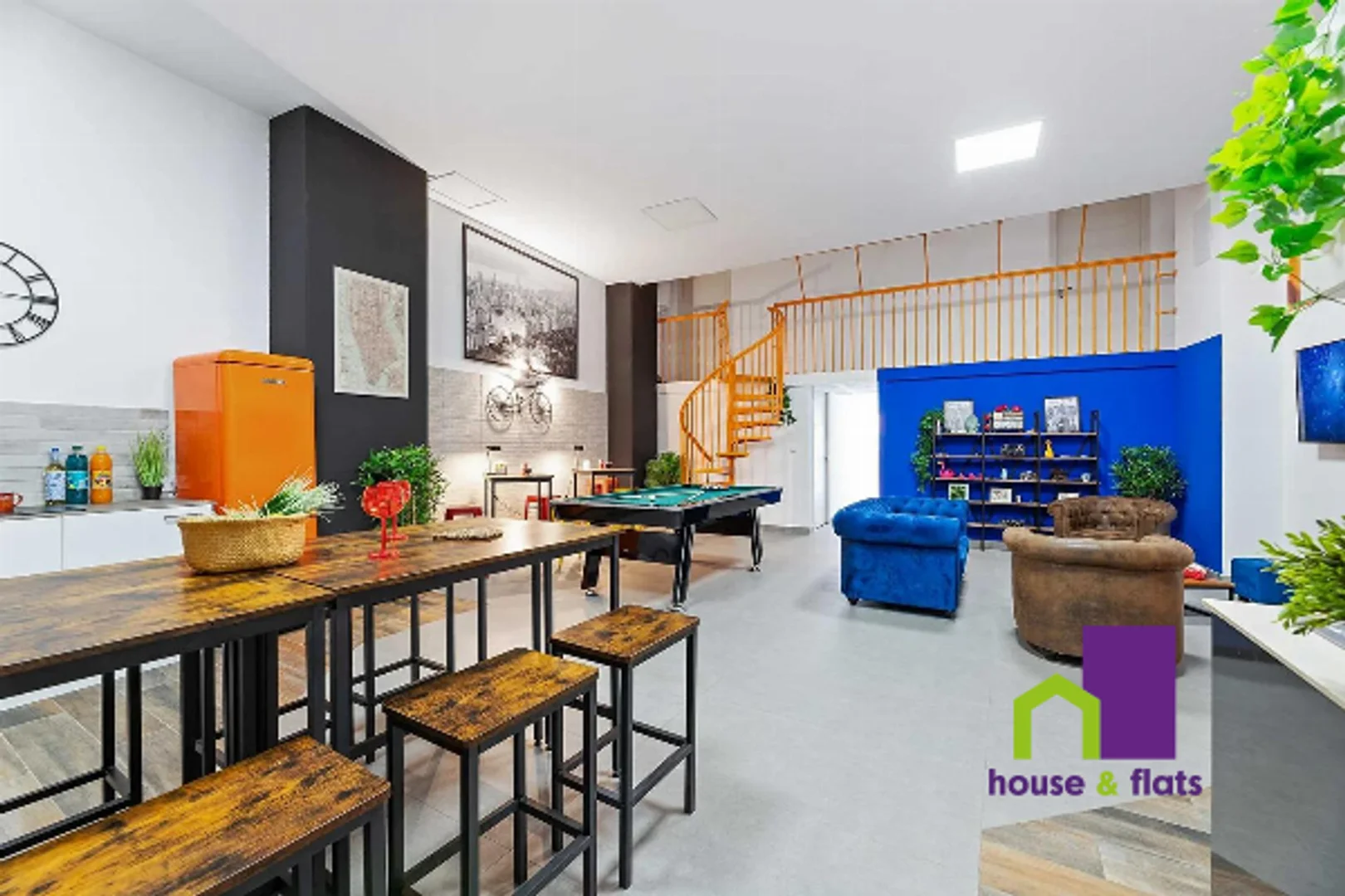Student-friendly room in  with modern amenities