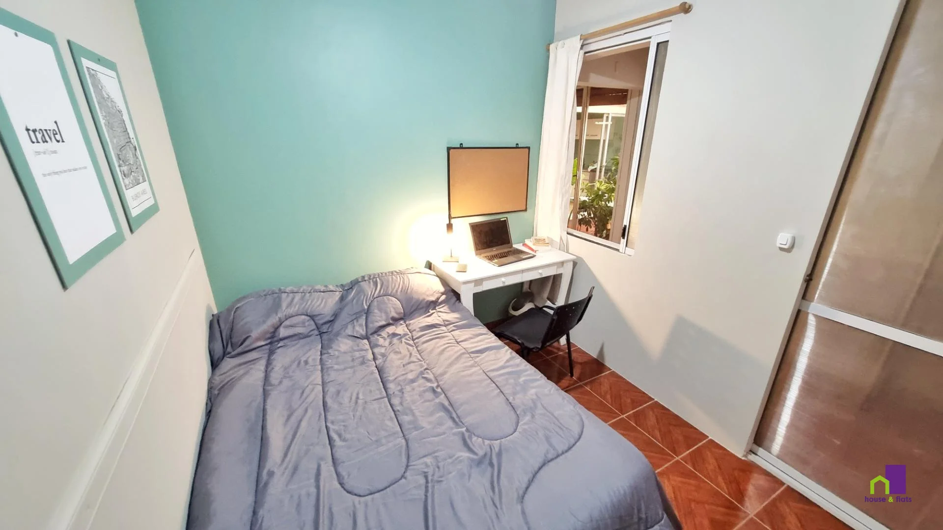 Zimmer in Studentenwohnung in  zu vermieten, voll möbliert