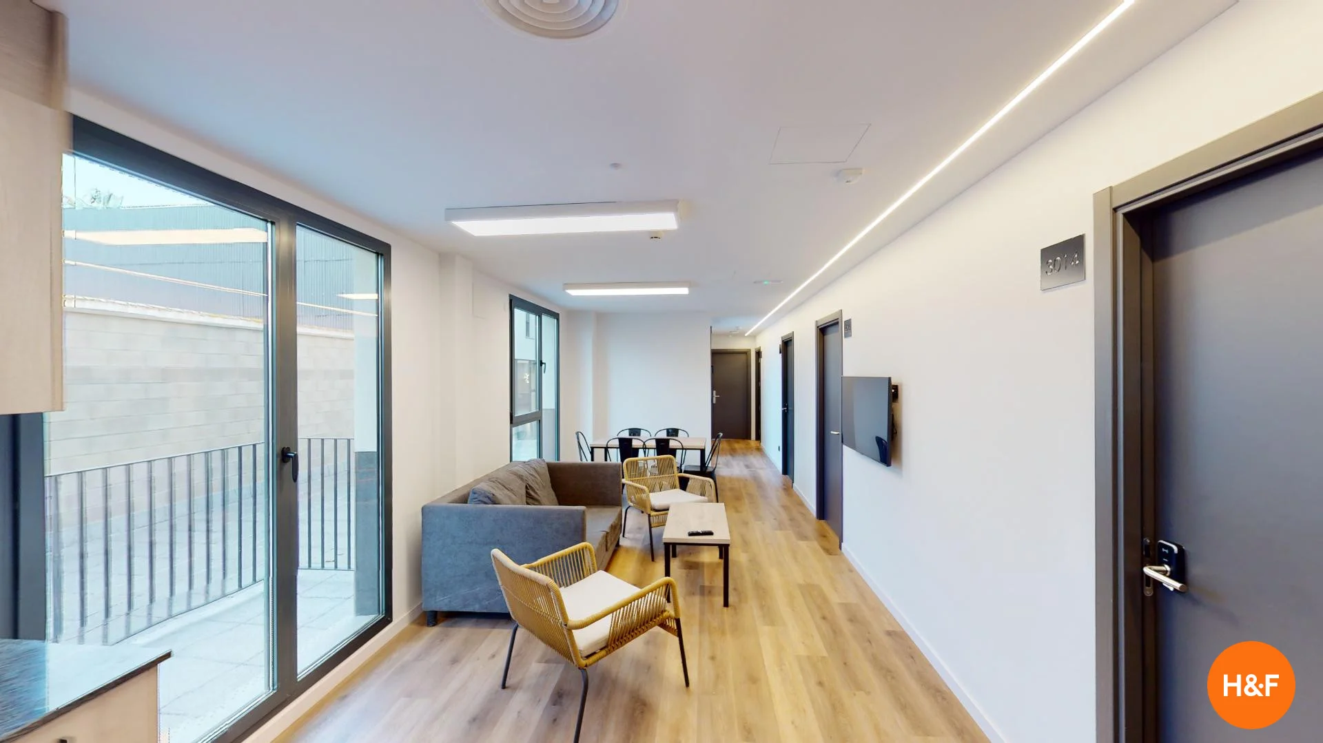 Habitación estudiantil funcional perfecta para estudiar en 